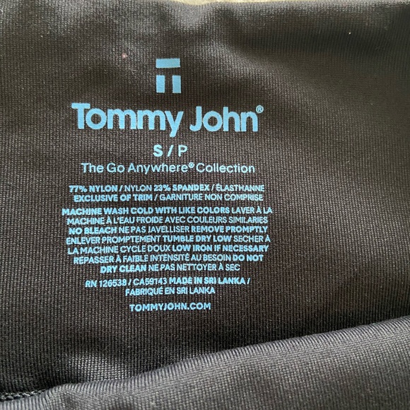 Tommy John Go Anywhere Collection Woman’s black and gray size Small - Picture 4 of 4